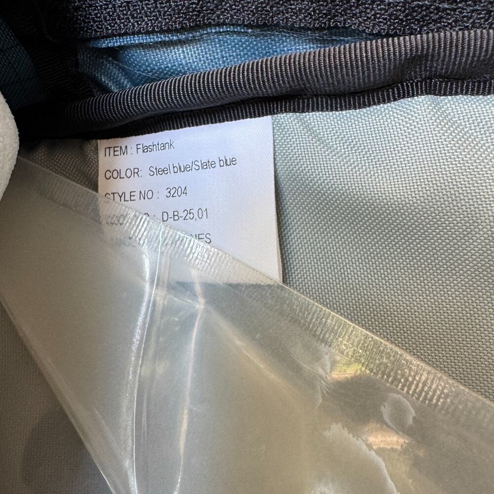 Ultimate Direction Hydration Pack Hiking Backpack… - image 4